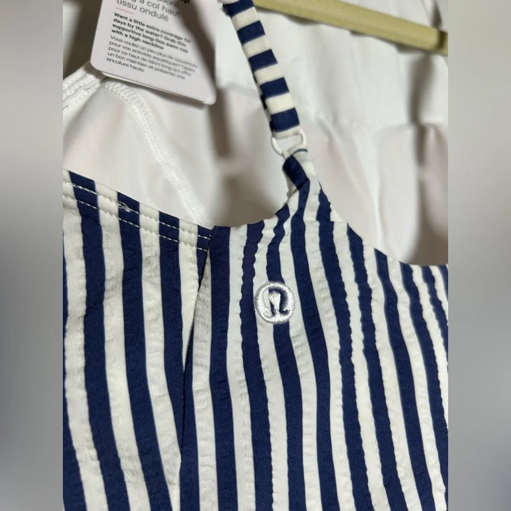 Lululemon XS C/D Cup High Neck Swim top - Picture 7 of 11